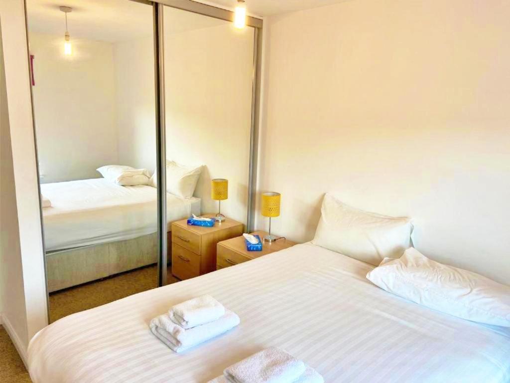 3 Bed House With Parking Near Airport Villa Edinburgh Ngoại thất bức ảnh